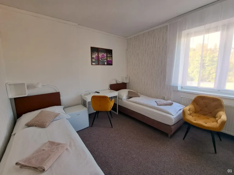 Dvojlôžková izba s oddelenými lôžkami – Penzión Alcorso Banská Bystrica