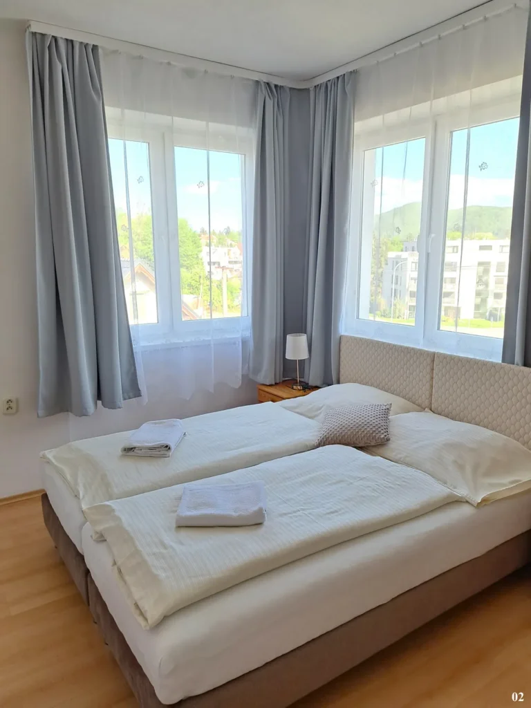 Dvojlôžková izba Comfort – Penzión Alcorso Banská Bystrica