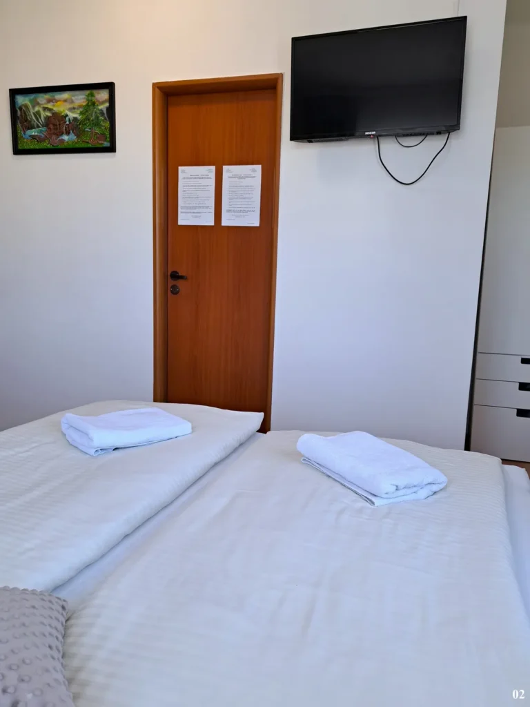 Dvojlôžková izba Comfort – Penzión Alcorso Banská Bystrica