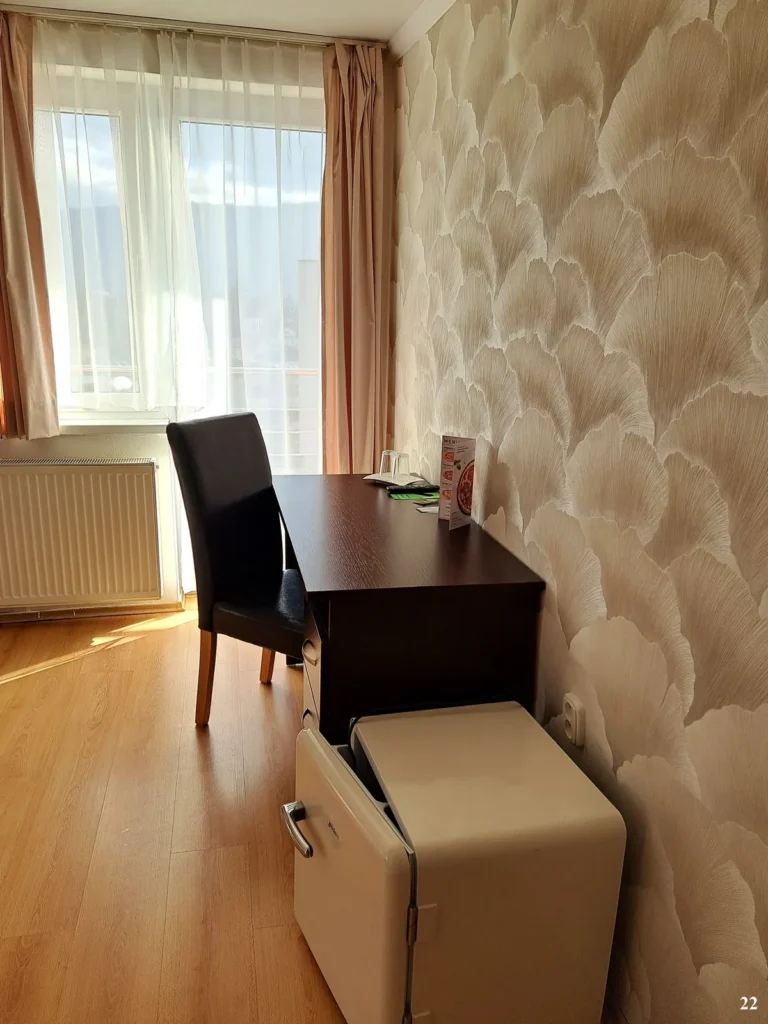 Dvojlôžková izba Standard – Penzión Alcorso Banská Bystrica